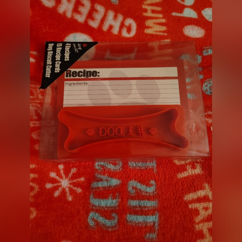 Dog Bone-Shaped Silicone Mold - Red